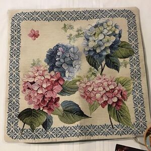 Hines of Oxford Luxury Tapestry Pillow Cover - Hydrangeas NEW